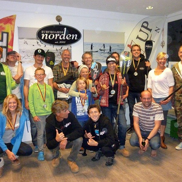 Andy Wirtz und Noelani Sach sind Deutsche SUP Wave Meister 2014